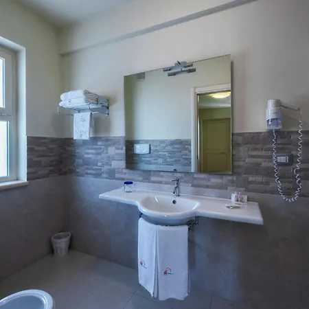 Valeria Del Mar 벨베데레마리티모