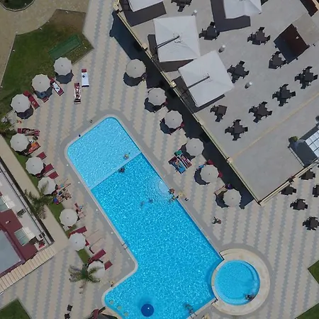 Hotel Valeria Del Mar 4*