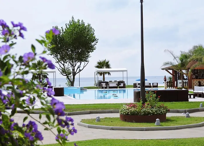 Hotel Valeria Del Mar 4*