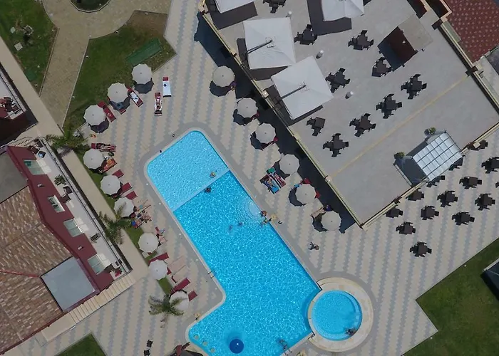 Hotel Valeria Del Mar 4*